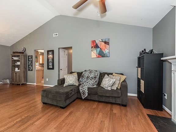 5th image of 1506 Juniper Hills Ln