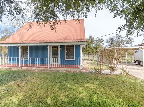 2nd image of 214 Forest Lake Dr