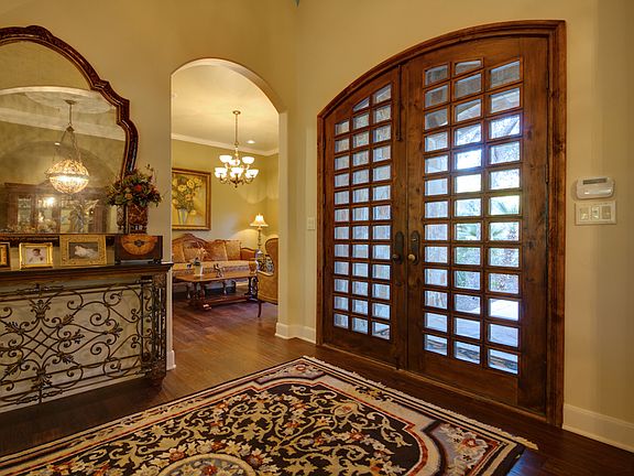 3rd image of 3 Parman Pl