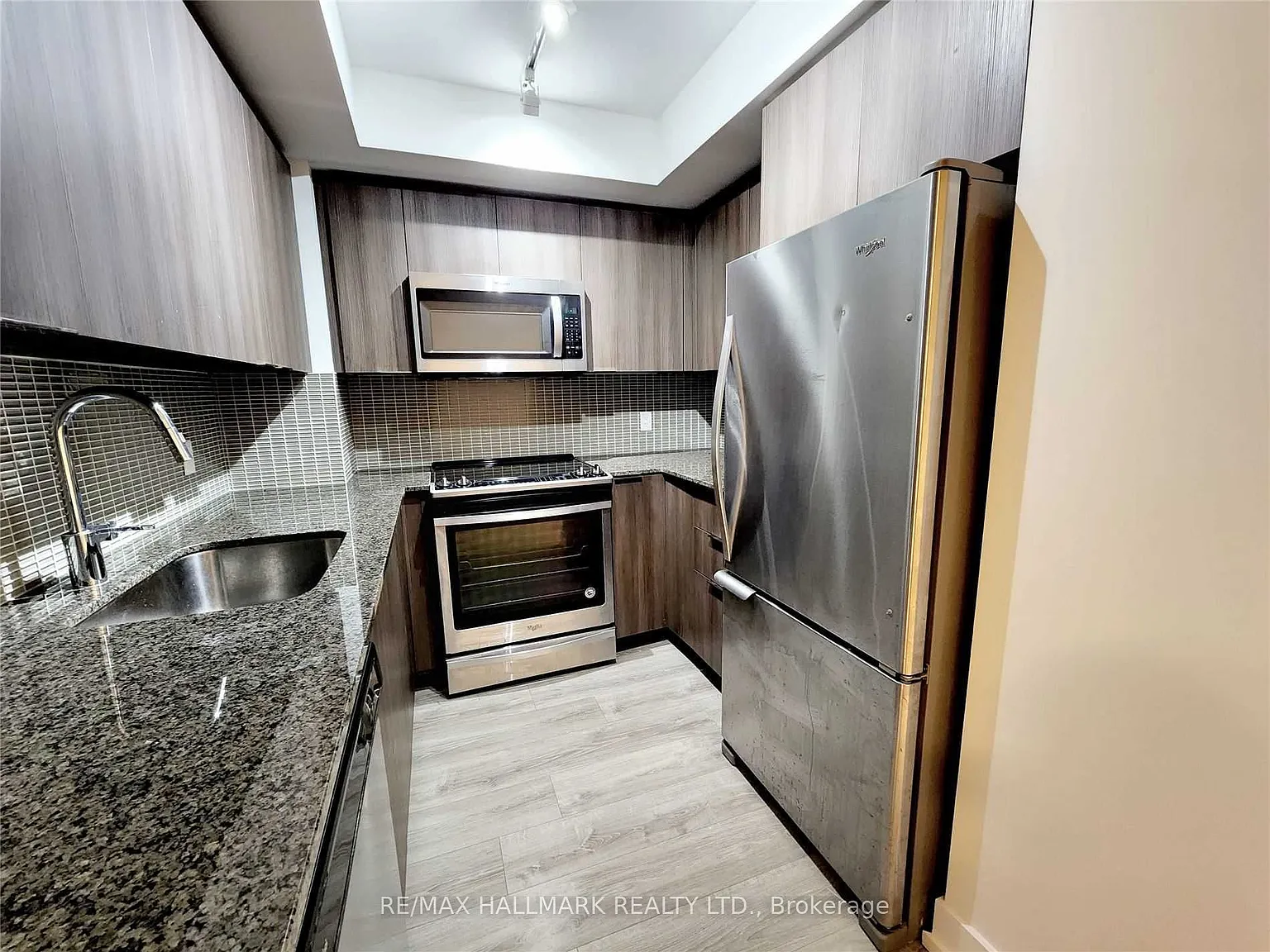 2 bed, $3,150 — Photo 4