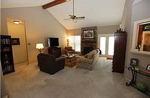 5th image of 2038 Oakbluff Dr