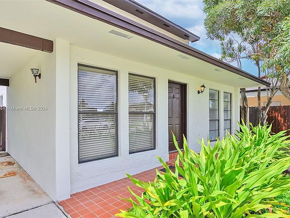 5th image of 19336 NW 56th Pl