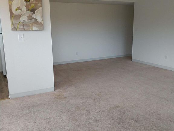 3rd image of 6766 E Calle La Paz #D