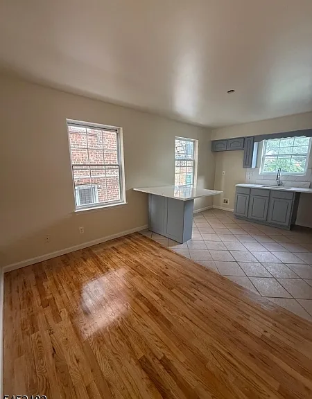 69-71 N 7th St #2 — Photo 3