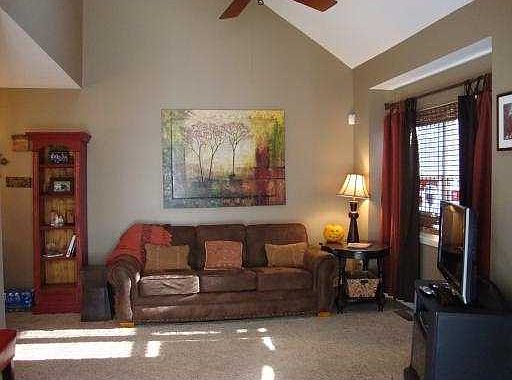 3rd image of 1579 N Oakhill Dr Unit O