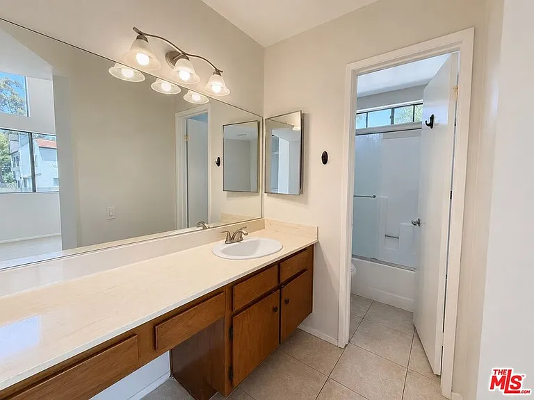 1158 Tivoli Ln #180 — Photo 10