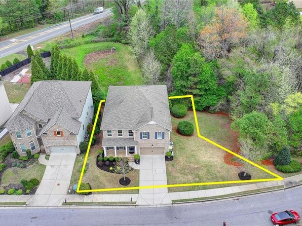 6845 Rocking Horse Ln, Cumming, GA 30040
