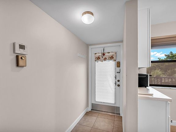 5th image of 10402 Sunrise Lakes Boulevard #312