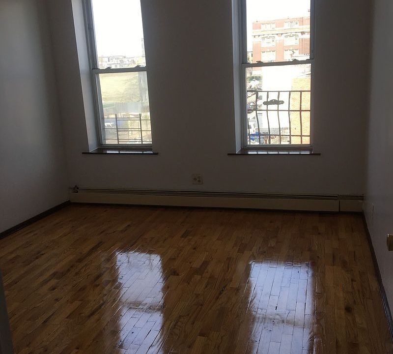 1st image of 2306 Atlantic Ave APT 2