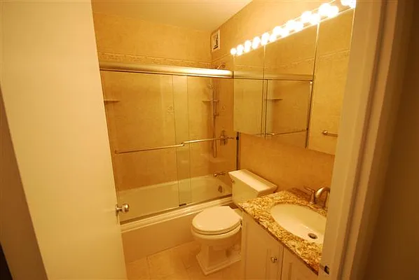 Rented by Luxury Habitat | media 18