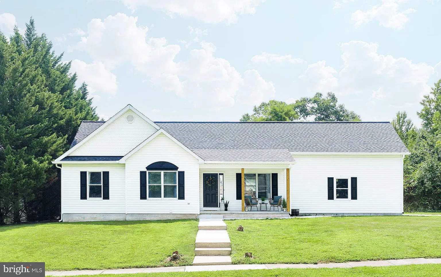 7 Meadow Dr photo 1