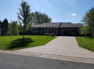 2565 Morningside Rd, Long Lake, MN 55356