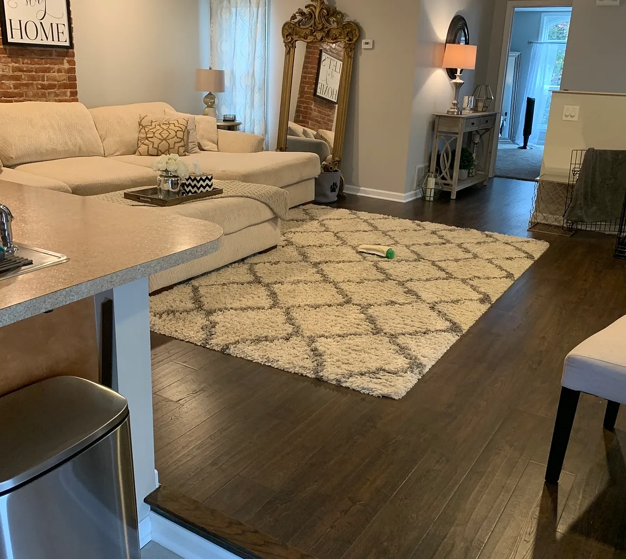 2 bed, 1300 sqft, $1,600 — Photo 1