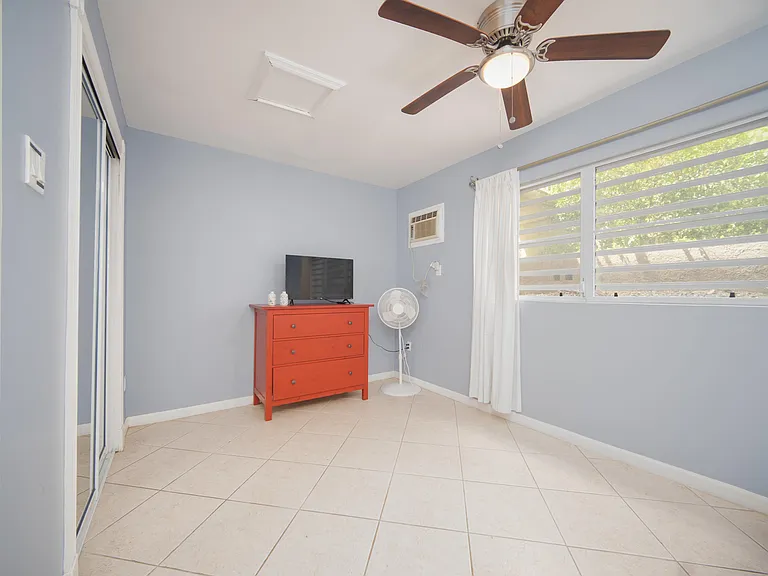 F6 Coakley Bay Est #EB — Photo 12