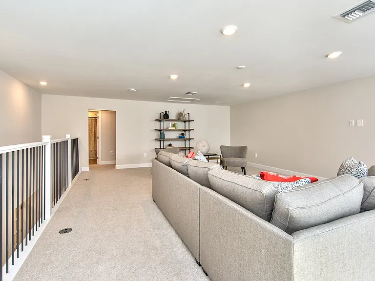 9760 Willet Ct — Photo 27