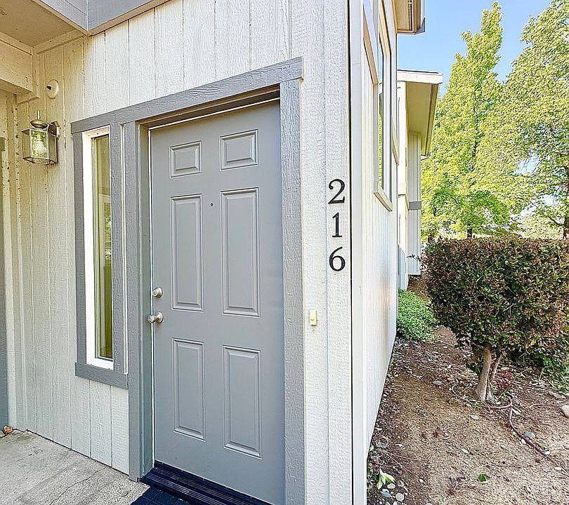 1st image of 225 Ridgetop Dr APT 216