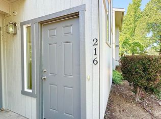 225 Ridgetop Dr APT 216, Redding, CA 96003
