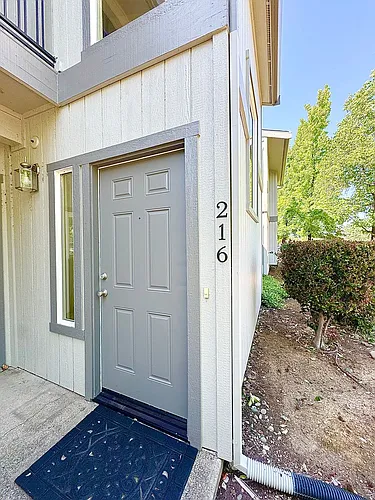 225 Ridgetop Dr #216 Photo 1