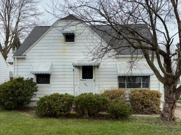 13201 York Blvd, Garfield Heights, OH 44125