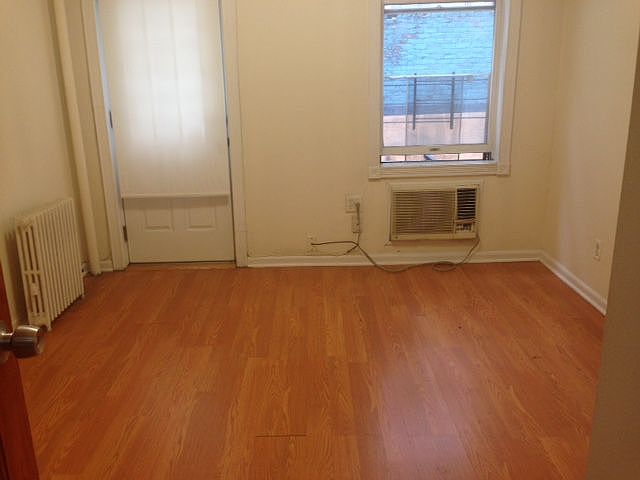 2nd image of 347 E 61st St APT 1RW