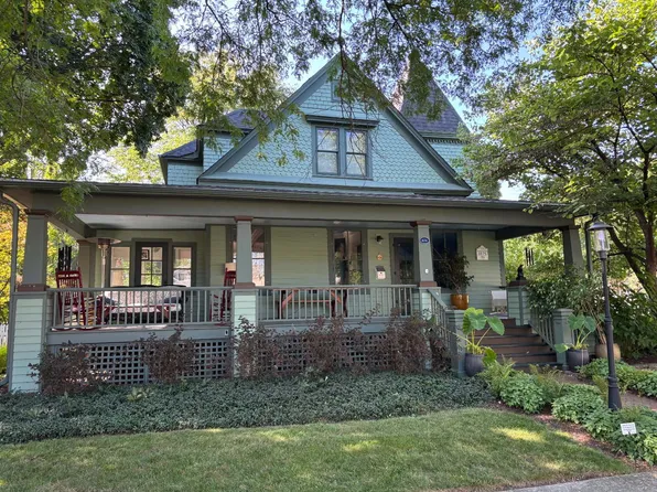 (undisclosed Address), Glen Ellyn, IL 60137