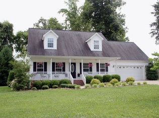 2959 Old Walton Cir, Cookeville, TN 38506