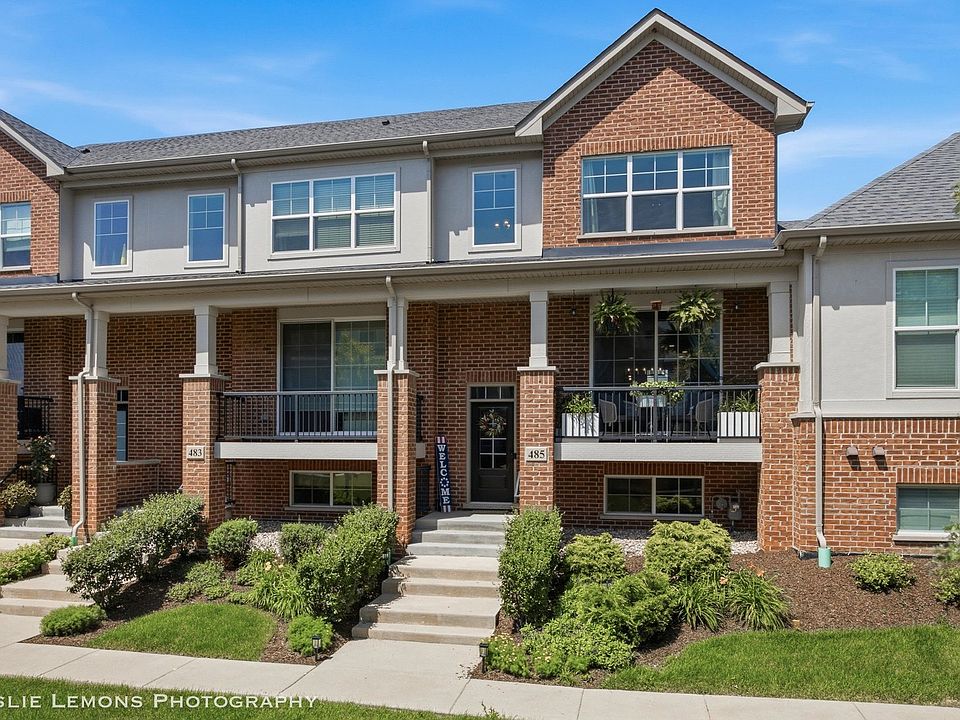 1st image of 485 Woodmoor Dr
