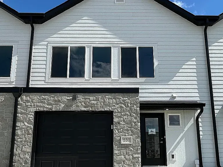 537 W Corsac Rd — Photo 1