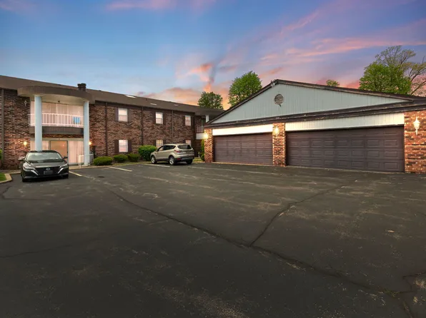 1050 S Nelson Ave APT 2, Kankakee, IL 60901
