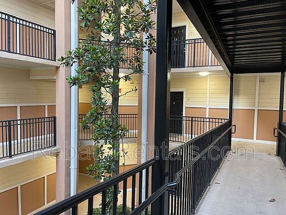 3rd image of 10435 Midtown Pkwy #243