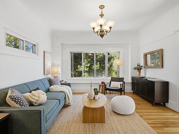 4th image of 963 37th St
