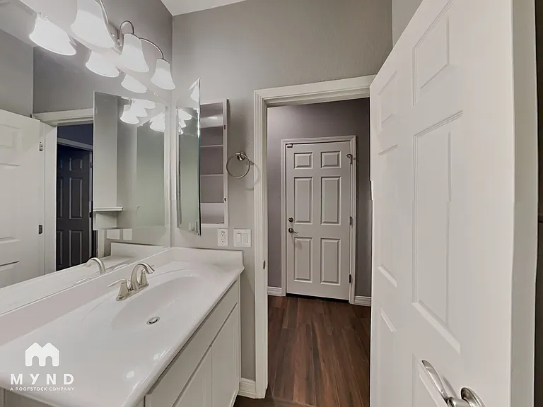 12226 W Briles Rd — Photo 15
