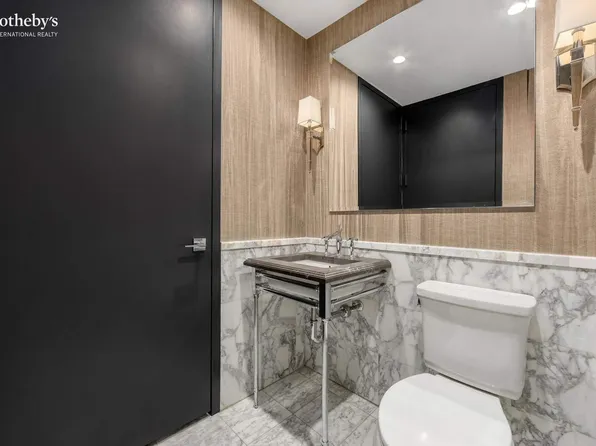 401 East 60th Street image 9 of 10