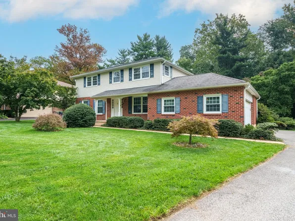 2633 Kimbrough Dr, Wilmington, DE 19810