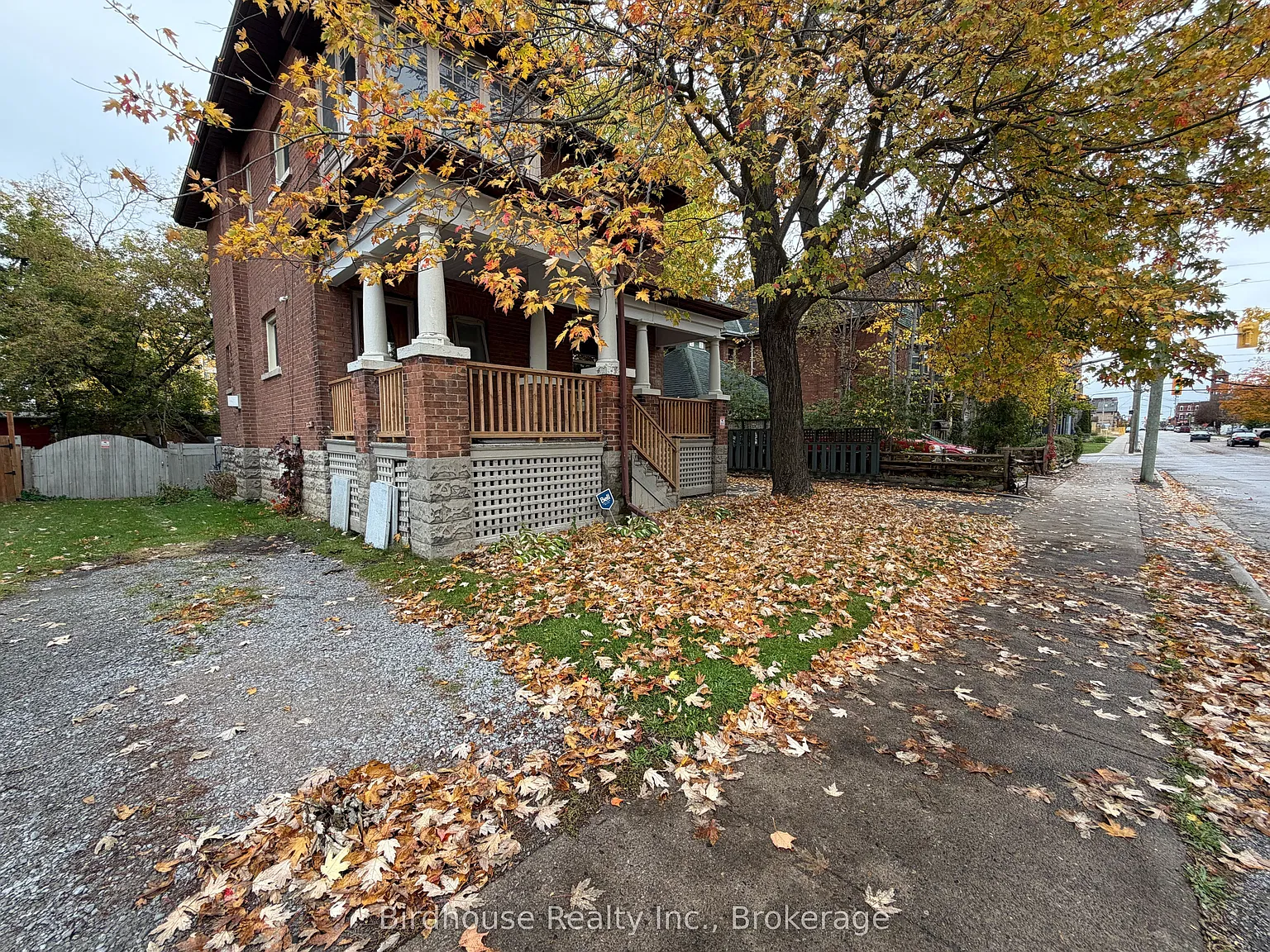 4 bed, $2,500 — Photo 3