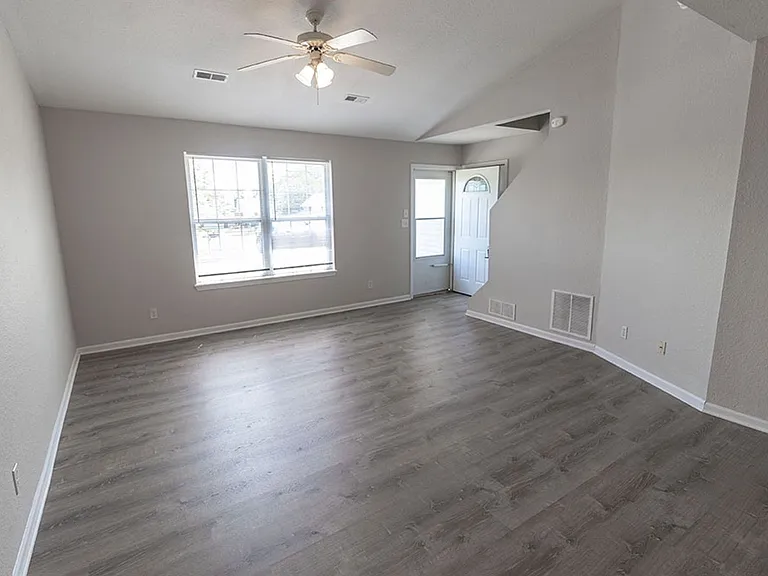 1507 Riva Ridge Ct — Photo 4