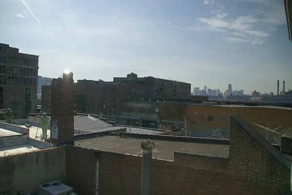 Rented by MNS | media 9