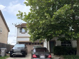 21 Blue Fern Ct, Sacramento, CA 95833