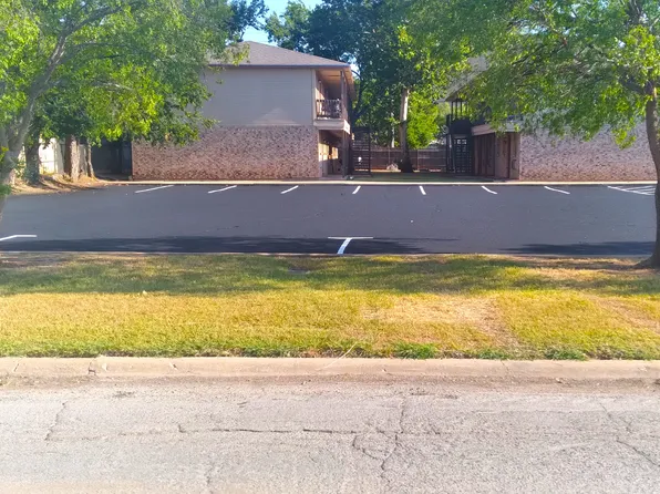 1707 SW B Ave, Lawton, OK