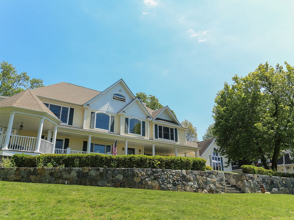 2nd image of 1383 Baldwin Rd