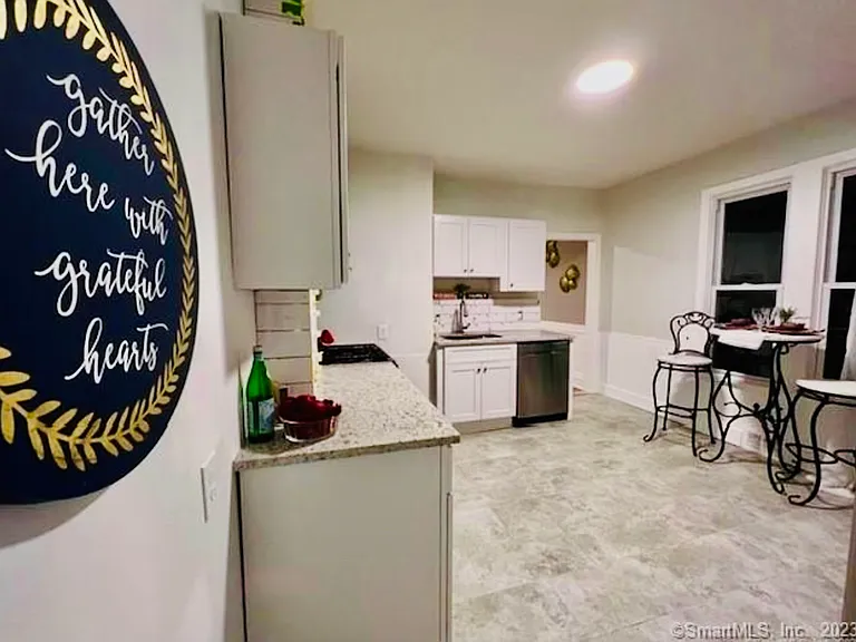 34 Mahl Ave #1 — Photo 4