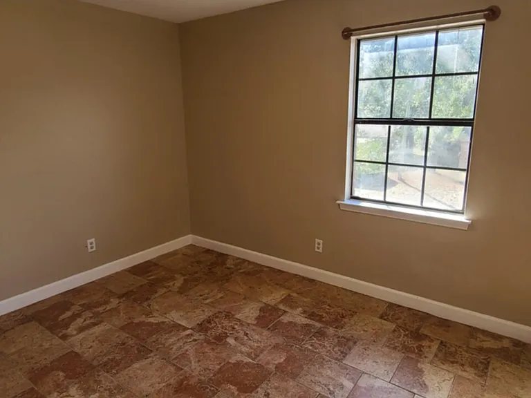 7250 Hilburn Rd #4D — Photo 10