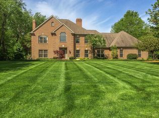 3333 Topsfield Rd, South Bend, IN 46614