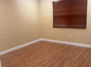 9044 SW 39th St, Hollywood, FL 33025