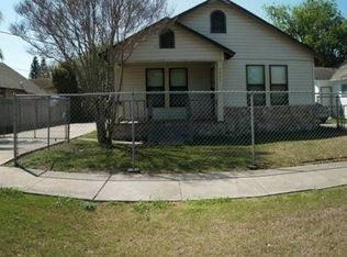 1021 10th St, Corpus Christi, TX 78404
