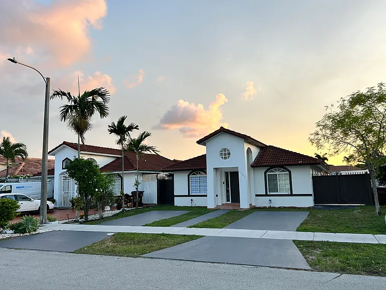 7582 W 34th Ct — Photo 15