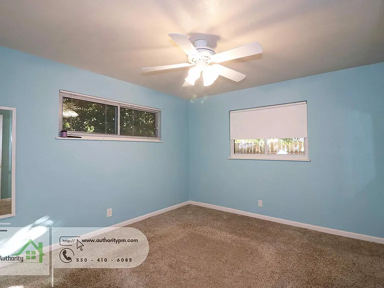 2202 Canal Dr — Photo 16