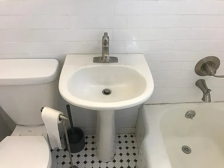 215 N Essex Ave #1 — Photo 9