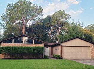 1415 Bramblebury Dr, Sugar Land, TX 77498