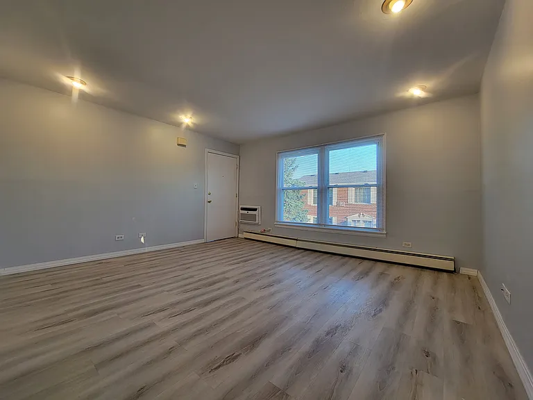 14432 Jefferson Ave #2 — Photo 2
